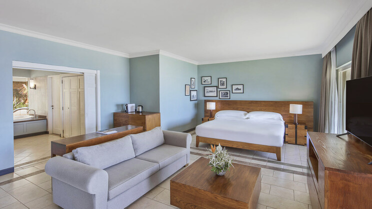 Club Beachfront Junior Suite